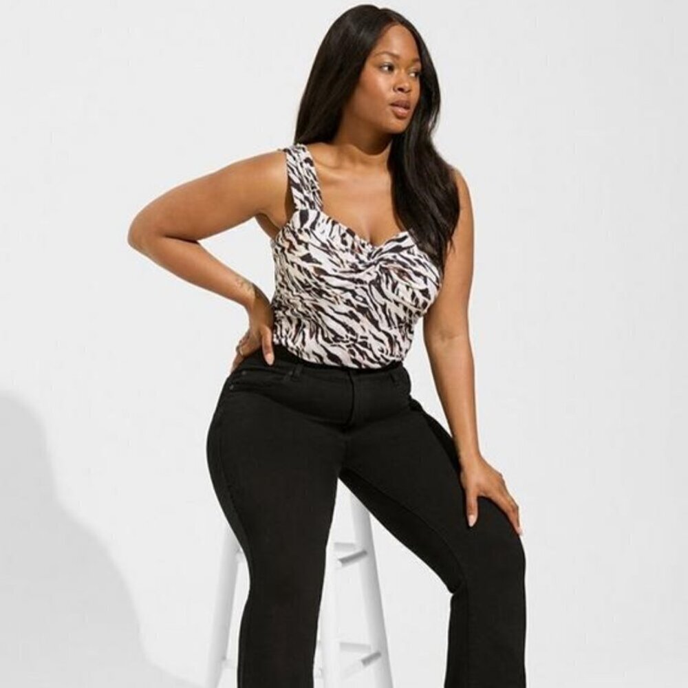 Torrid - Studio Knit Sweetheart Twist Top in Pristine Zebra Stripe​​​​​​